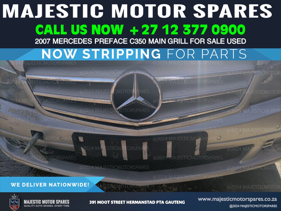Mercedes-Benz C350 Preface radiator grill Second-Hand for sale - Private Seller Mercedes-Benz C350 Preface radiator grill Second-Hand for sale - Private Seller
