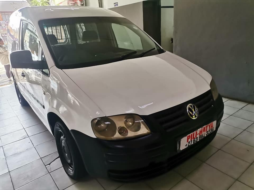 Used Volkswagen Caddy Maxi 2.0TDI panel van auto - Private Seller Used Volkswagen Caddy Maxi 2.0TDI panel van auto - Private Seller