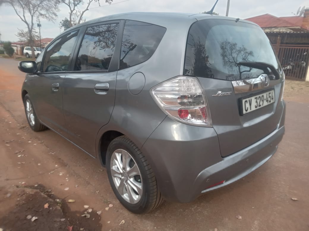 Used 2011 Honda Jazz 1.3 Comfort auto - Private Seller Used 2011 Honda Jazz 1.3 Comfort auto - Private Seller