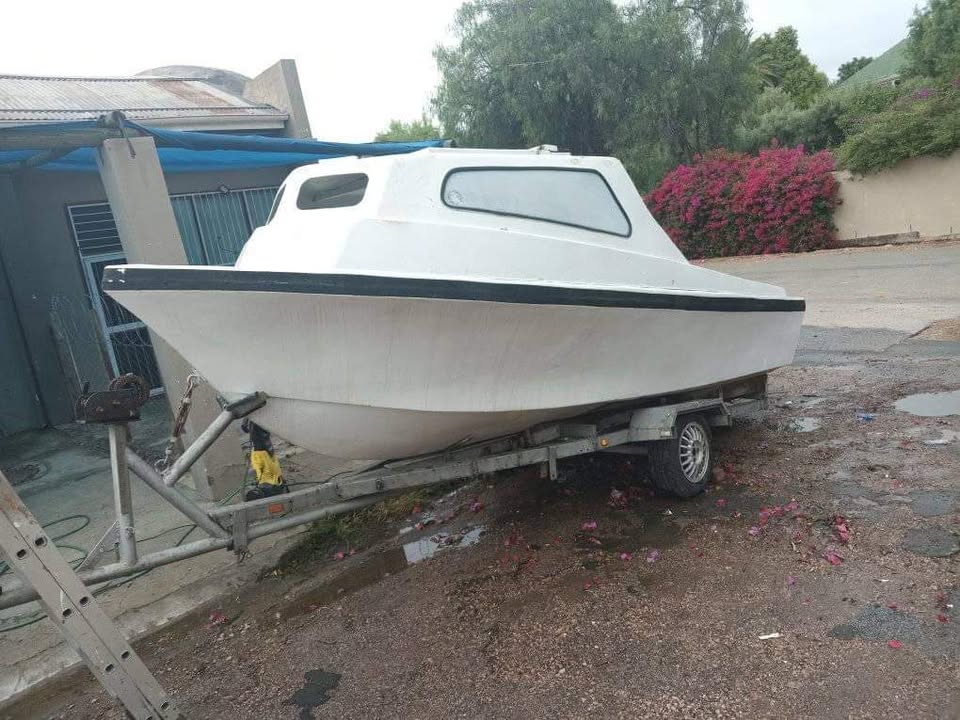 Cabin Project boat on stainless trailer for sale Cabin Project boat on stainless trailer for sale