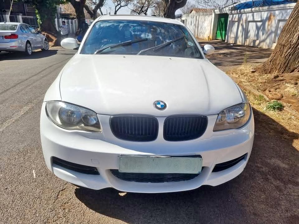 2009 BMW 120i MSport Manual 110000km Mechanically Perfect with Sunroof, Full Leather Seat