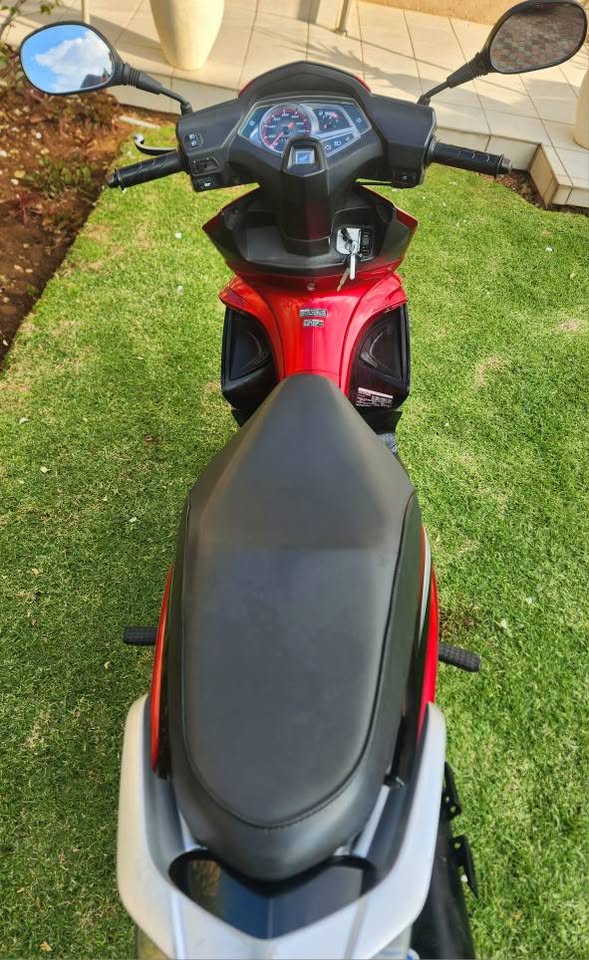 HONDA AIR BLADE 125 CC (BRILLIANT RIDE) - Private Seller HONDA AIR BLADE 125 CC (BRILLIANT RIDE) - Private Seller