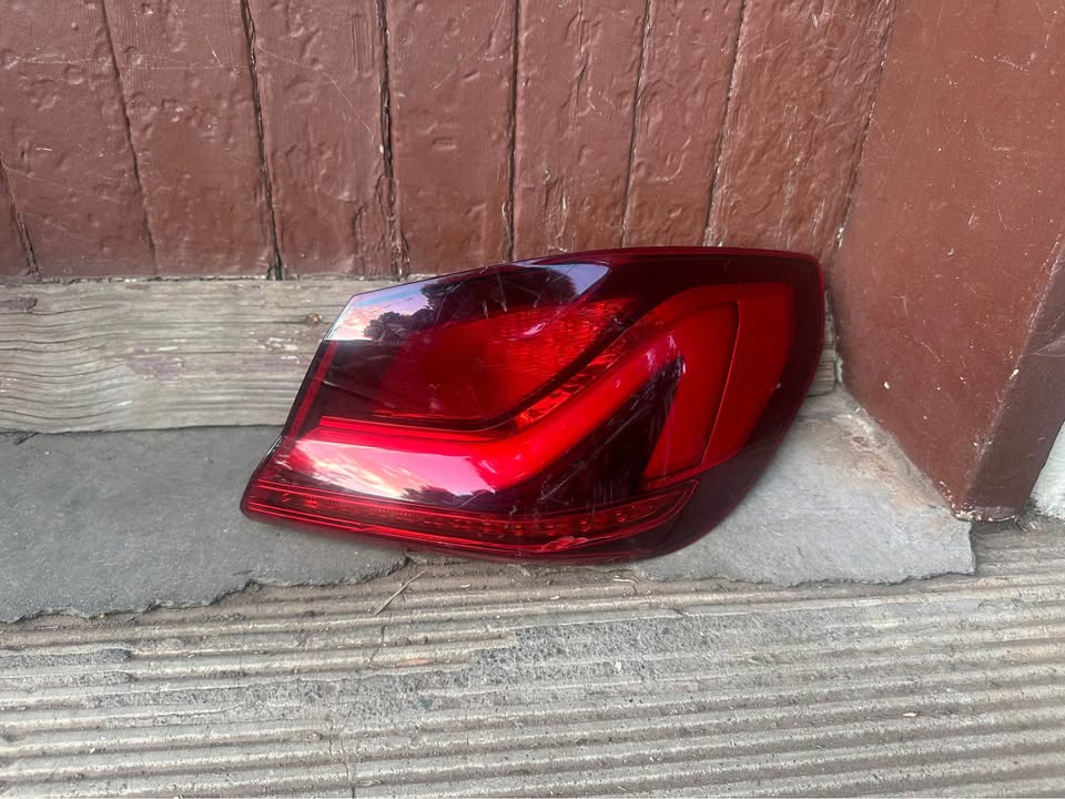 BMW f40 1 series right side led taillight - Private Seller BMW f40 1 series right side led taillight - Private Seller