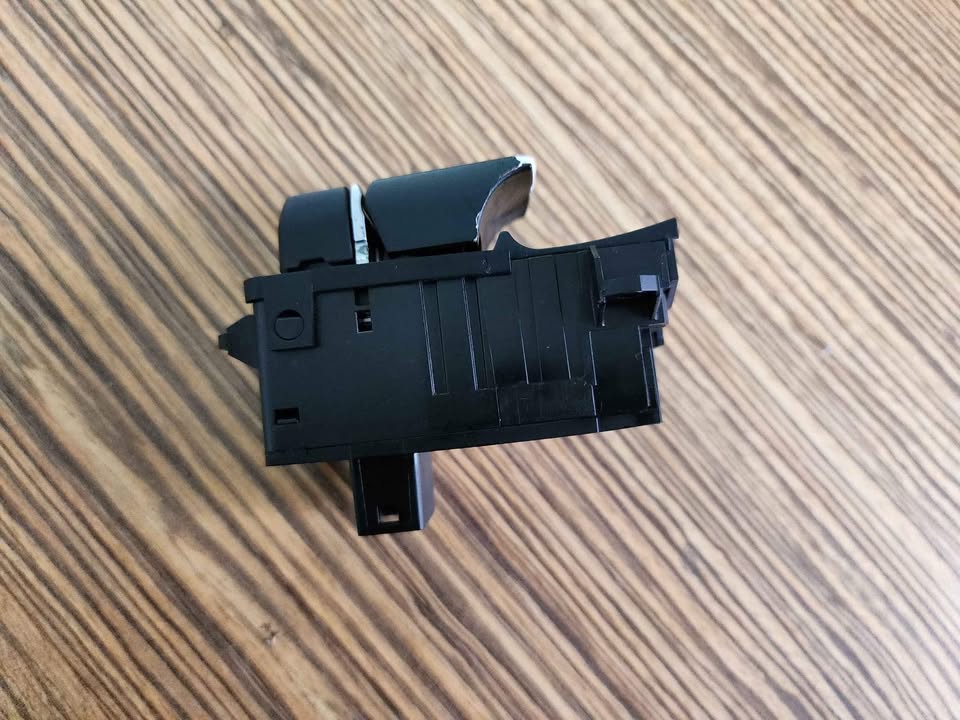 BMW HANDBRAKE SWITCH PLUS AUTO HOLD - OEM F10,11,12,13 - Private Seller BMW HANDBRAKE SWITCH PLUS AUTO HOLD - OEM F10,11,12,13 - Private Seller
