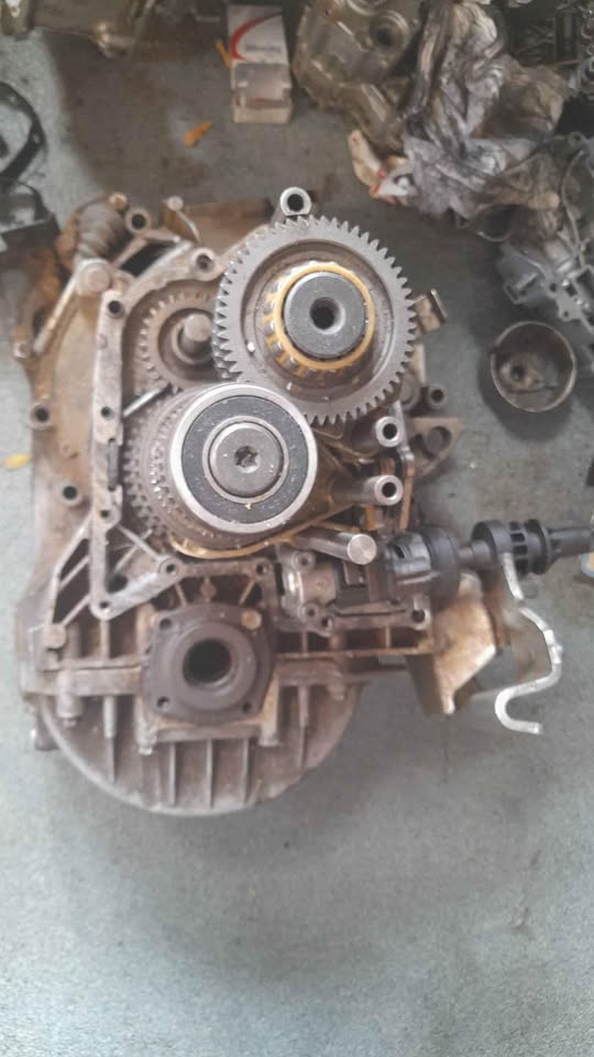Peugeot 6 gearbox for sale - Private Seller Peugeot 6 gearbox for sale - Private Seller