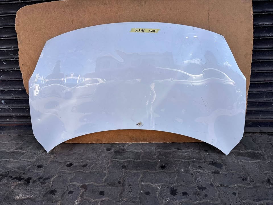 Suzuki Swifts Bonnet - Private Seller Suzuki Swifts Bonnet - Private Seller