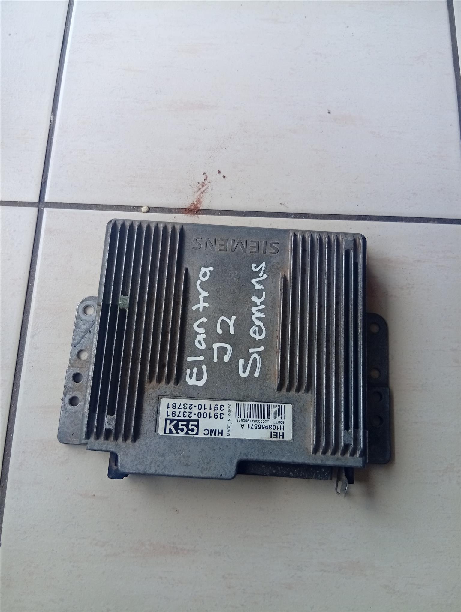 Hyundai Elantra j2 Siemens computer box removed from a driving car - Private Seller Hyundai Elantra j2 Siemens computer box removed from a driving car - Private Seller