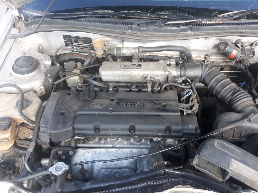 1998 Hyundai Elantra 1.6 - Stripping for Spares