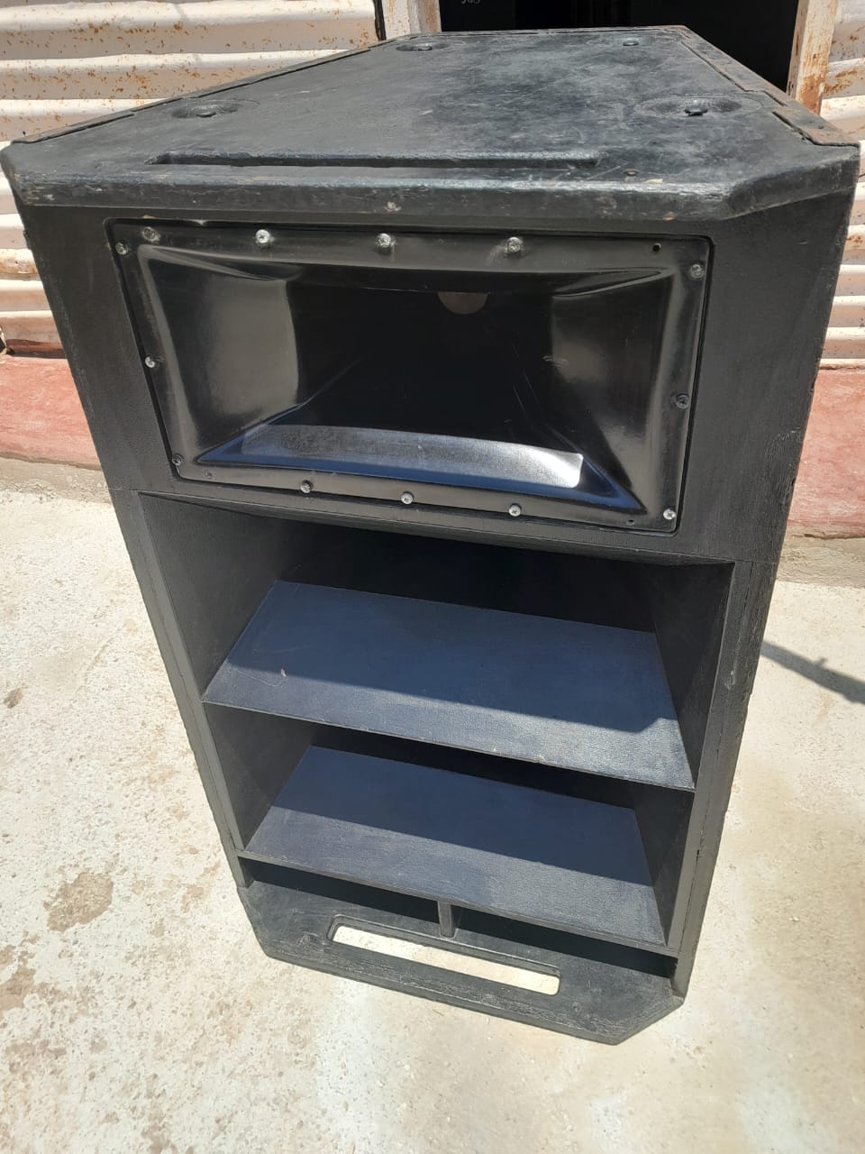 Apogee 3way mid high top speakers
