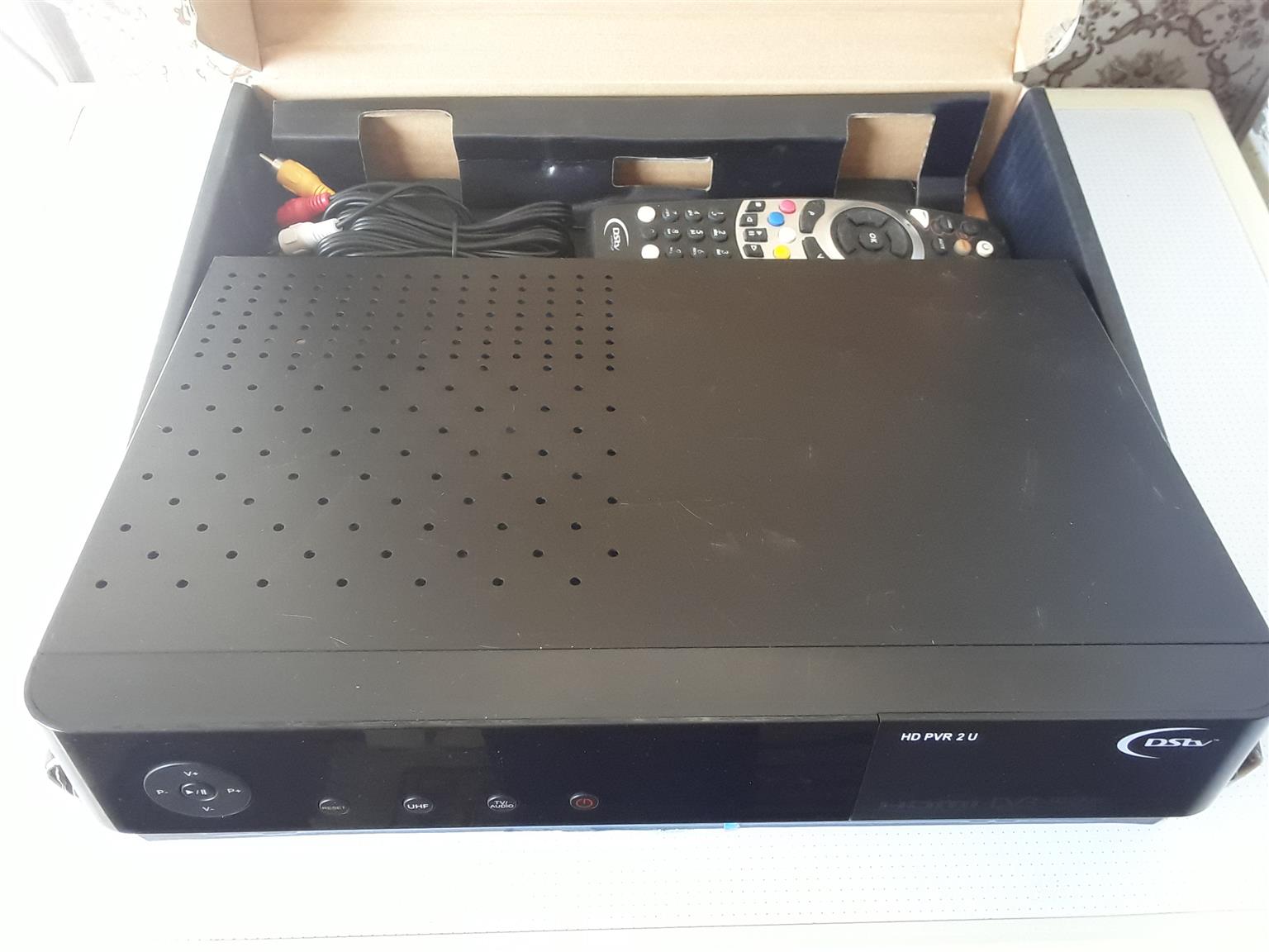 DSTV HD PVR Decoder Model 2U. In a box. As good as new. R650. I am in Orange Gro DSTV HD PVR Decoder Model 2U. In a box. As good as new. R650. I am in Orange Gro