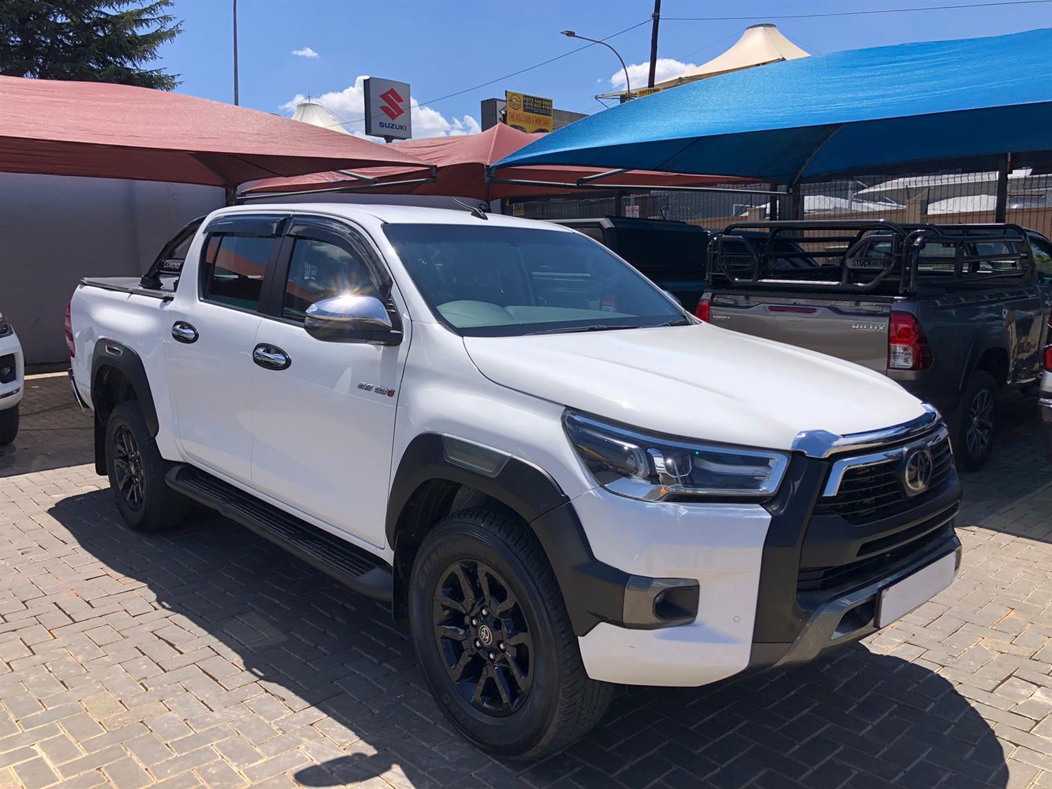 Used 2023 Toyota Hilux 2.8GD-6 double cab 4x4 Legend manual - Private Seller Used 2023 Toyota Hilux 2.8GD-6 double cab 4x4 Legend manual - Private Seller