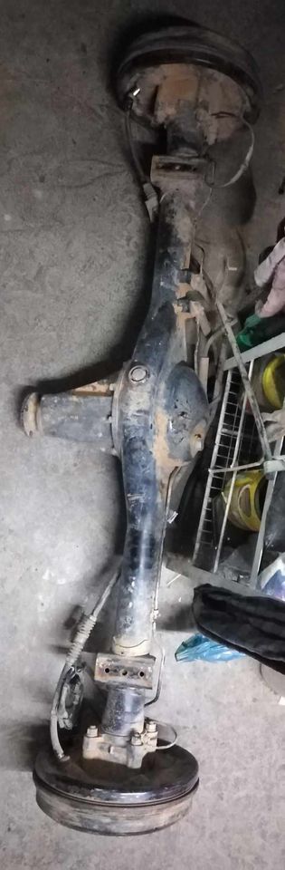2012 ISUZU REAR SUSPENSION AND DIFF - Private Seller 2012 ISUZU REAR SUSPENSION AND DIFF - Private Seller