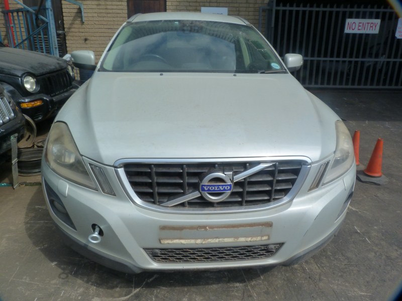 Volvo XC60 2.4D AT White - 2010 STRIPPING FOR SPARES - Private Seller Volvo XC60 2.4D AT White - 2010 STRIPPING FOR SPARES - Private Seller