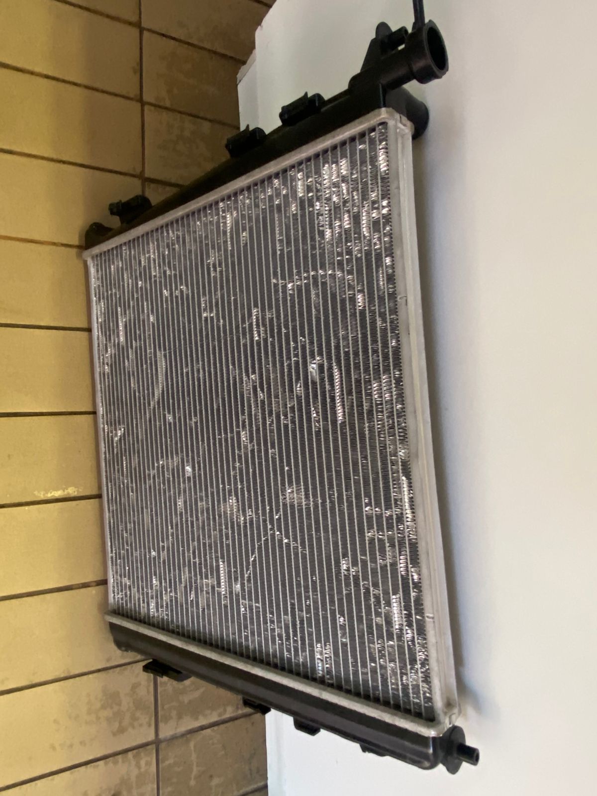 2014 KIA STORTAGE RADIATOR AVAILABLE FOR SALE - Private Seller