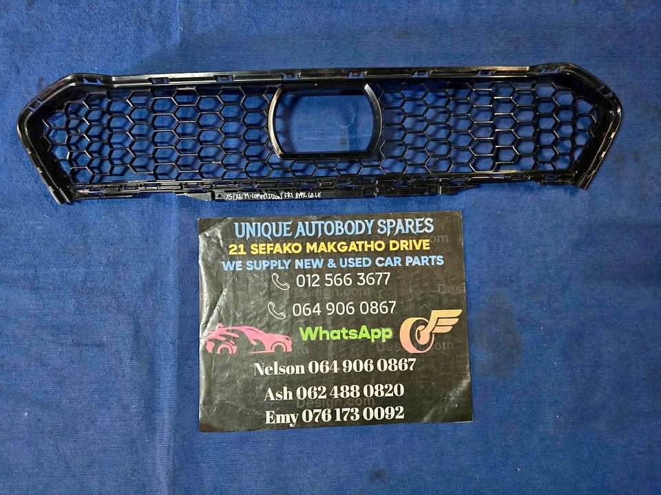 BMW X5 X6 M Competition Front Bumper Grill - Private Seller BMW X5 X6 M Competition Front Bumper Grill - Private Seller