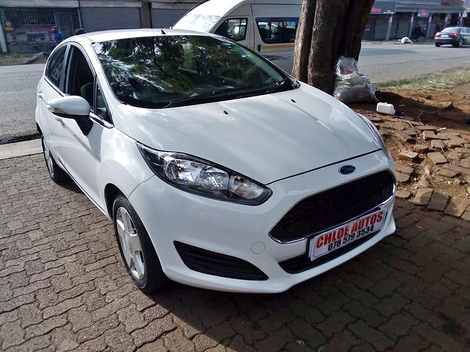 2011 Ford Fiesta 1.4 White, Manual, Petrol 85000km