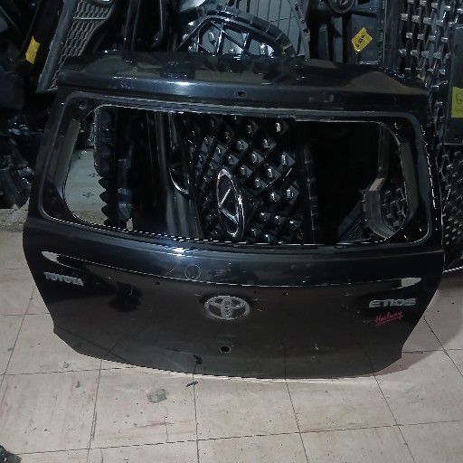 Toyota etios tailgate - Private Seller Toyota etios tailgate - Private Seller