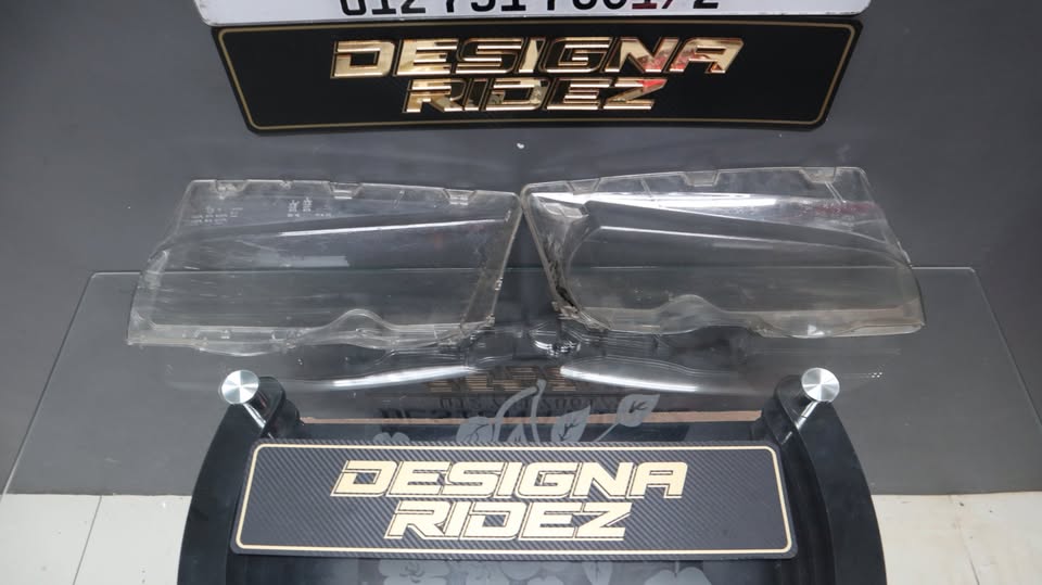 BMW E46 HEAD LIGHT COVERS - Private Seller BMW E46 HEAD LIGHT COVERS - Private Seller