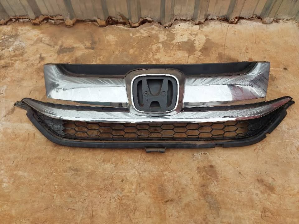 Honda BRV Grille - Private Seller Honda BRV Grille - Private Seller