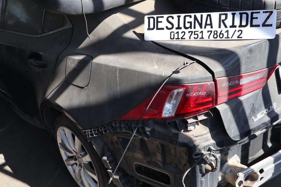 LEXUS IS350 STRIPPING FOR SPARES - Private Seller LEXUS IS350 STRIPPING FOR SPARES - Private Seller