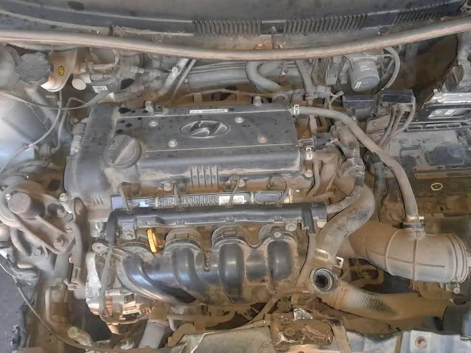 HYUNDAI ACCENT 1.6 ENGINE AVAILABLE - Private Seller HYUNDAI ACCENT 1.6 ENGINE AVAILABLE - Private Seller