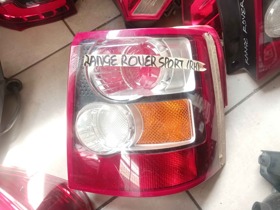 RANGE ROVER SPORT TAIL LIGHT RH 2006-2011 - Private Seller RANGE ROVER SPORT TAIL LIGHT RH 2006-2011 - Private Seller