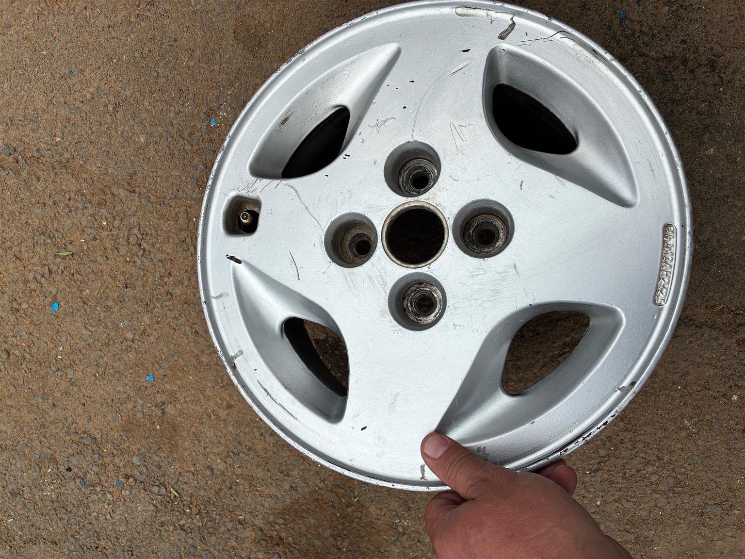Fiat Uno Turbo mag wheel only 1available - Private Seller
