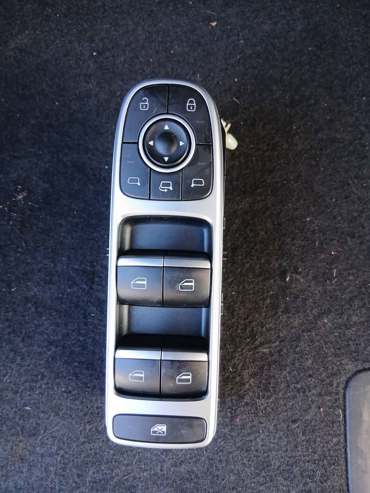 Preloaded Image 3