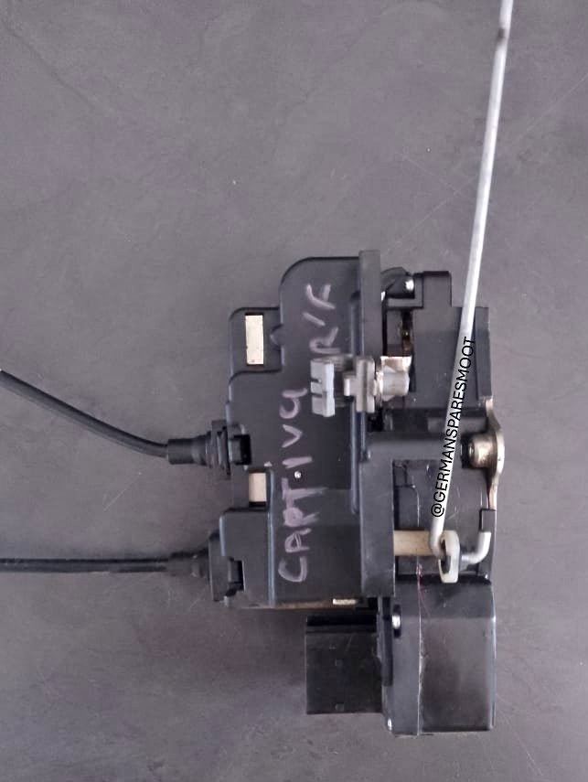 Chev Captiva 2.4 2015 Used R/F Door Lock - Private Seller