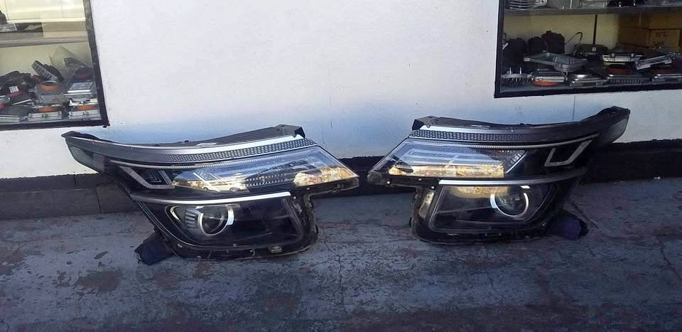 Kia seltos headlights - Private Seller Kia seltos headlights - Private Seller
