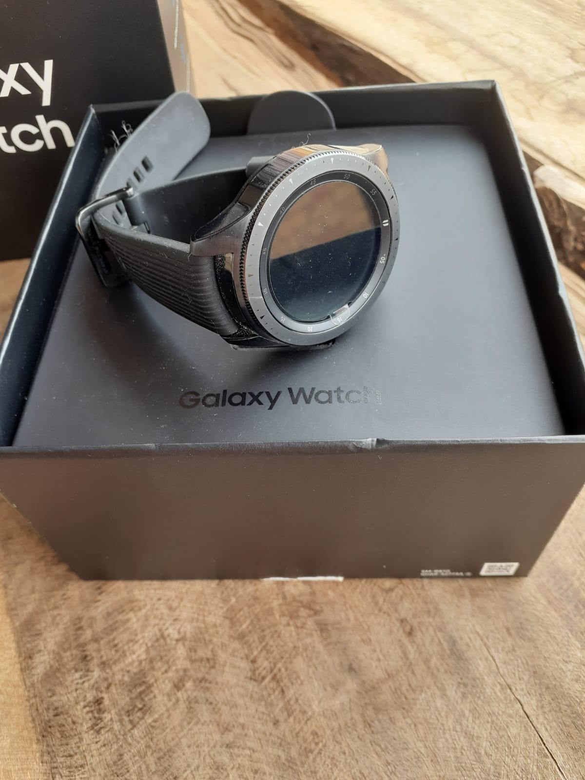 Samsung galaxy r810 online watch