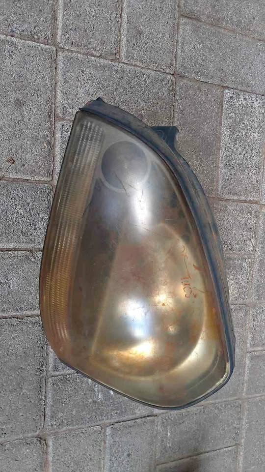 Hyundai Tucson Left Hand Side headlight Hyundai Tucson Left Hand Side headlight