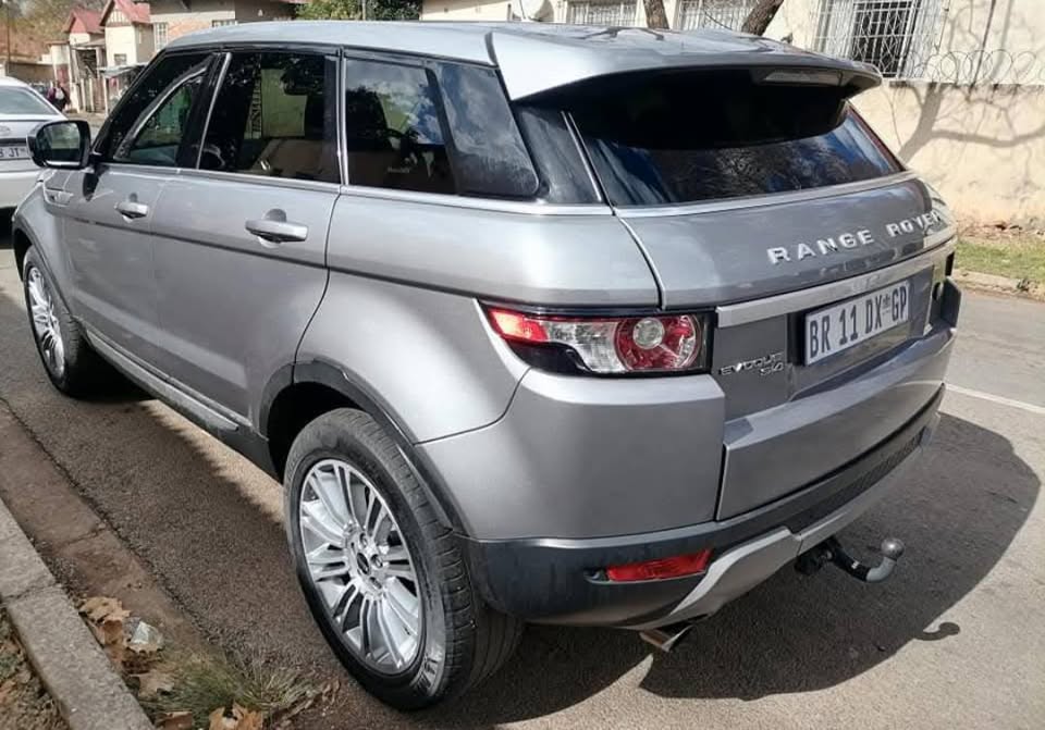 2012 RANGE ROVER EVOQUE AUTOMATIC TRANSMISSION IN EXCELLENT CONDITION