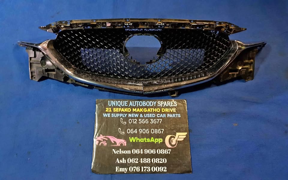 Mazda CX-5 Main Grill - Private Seller Mazda CX-5 Main Grill - Private Seller