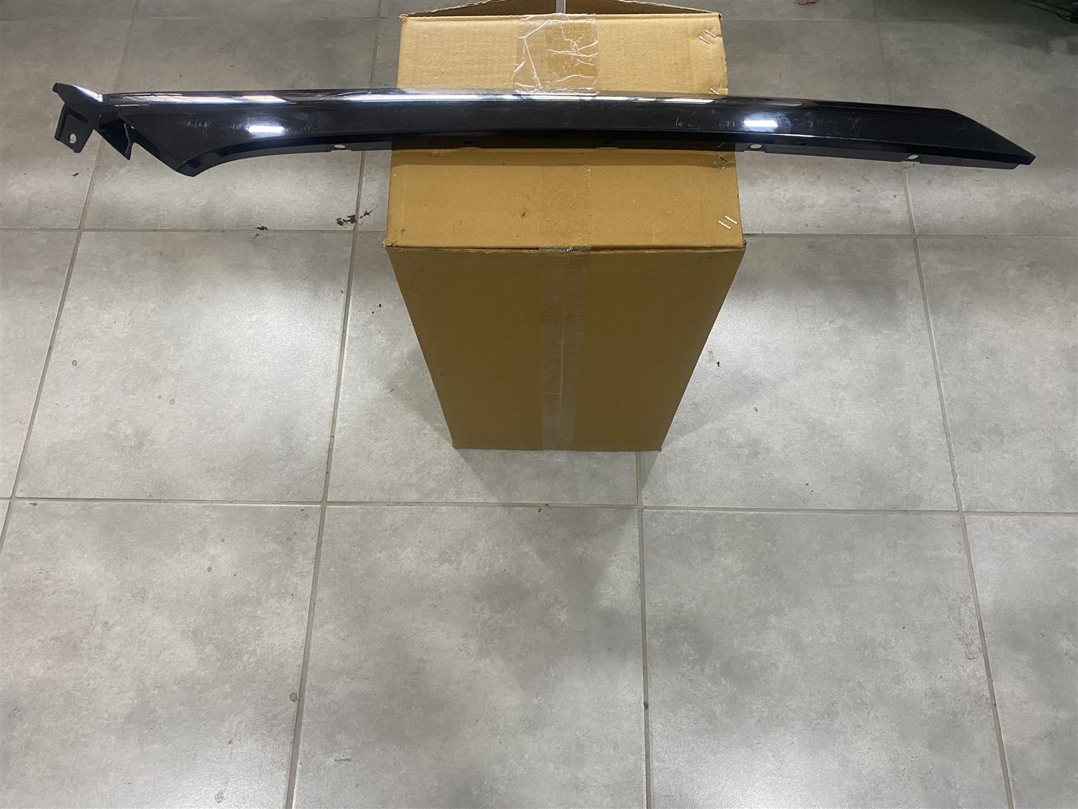 2015 RANGE ROVER EVOQUE FRONT PILLAR TRIM LEFT SIDE FOR SALE - Private Seller
