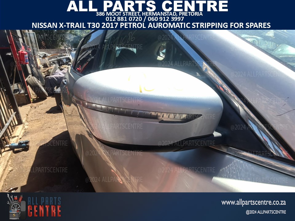 Nissan X-trail T30 side mirrors for sale used
