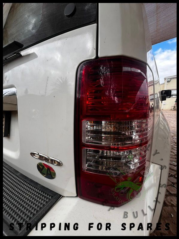 Jeep Cherokee KK 2010 (Auto): Taillight (Left) - Private Seller Jeep Cherokee KK 2010 (Auto): Taillight (Left) - Private Seller