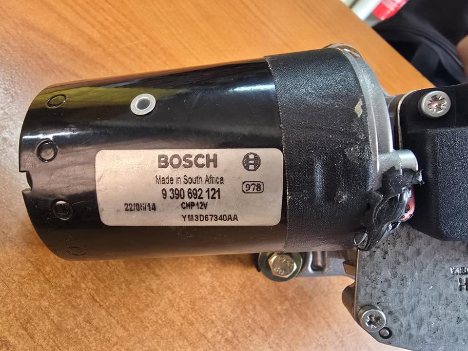 2001-2007 WL Ford Ranger Wiper Motor - Private Seller