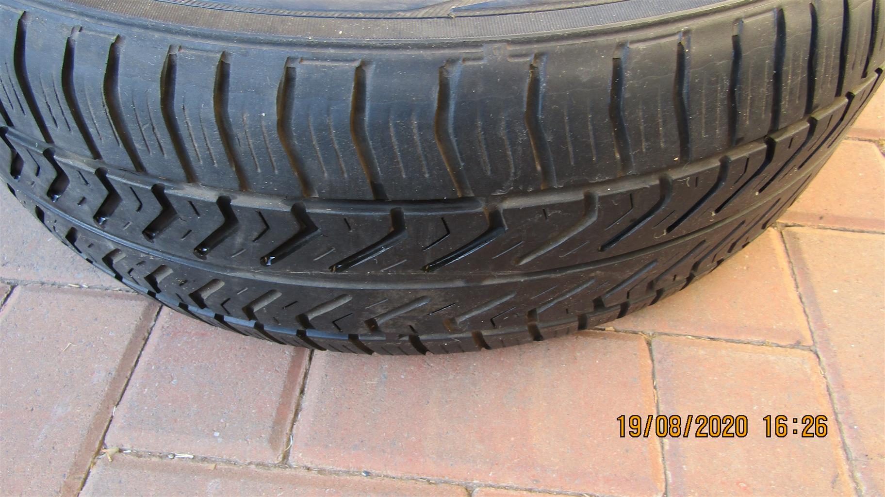 1 Yokohama 215/55 R17 tyre for sale suitable for Toyota RAV4