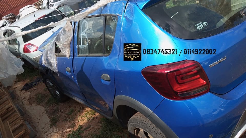 RENAULT SANDERO STRIPPING FOR SPARES - Private Seller RENAULT SANDERO STRIPPING FOR SPARES - Private Seller