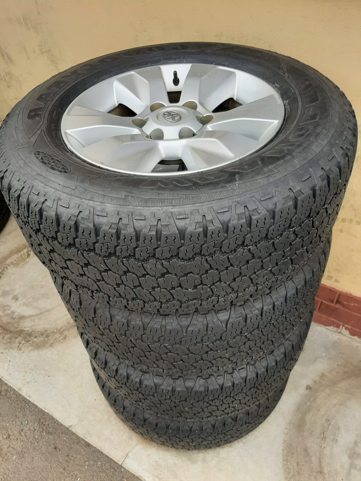 17" Toyota Hilux GD6 mags with used 265/65/17 good used tyres set - Private Seller 17" Toyota Hilux GD6 mags with used 265/65/17 good used tyres set - Private Seller