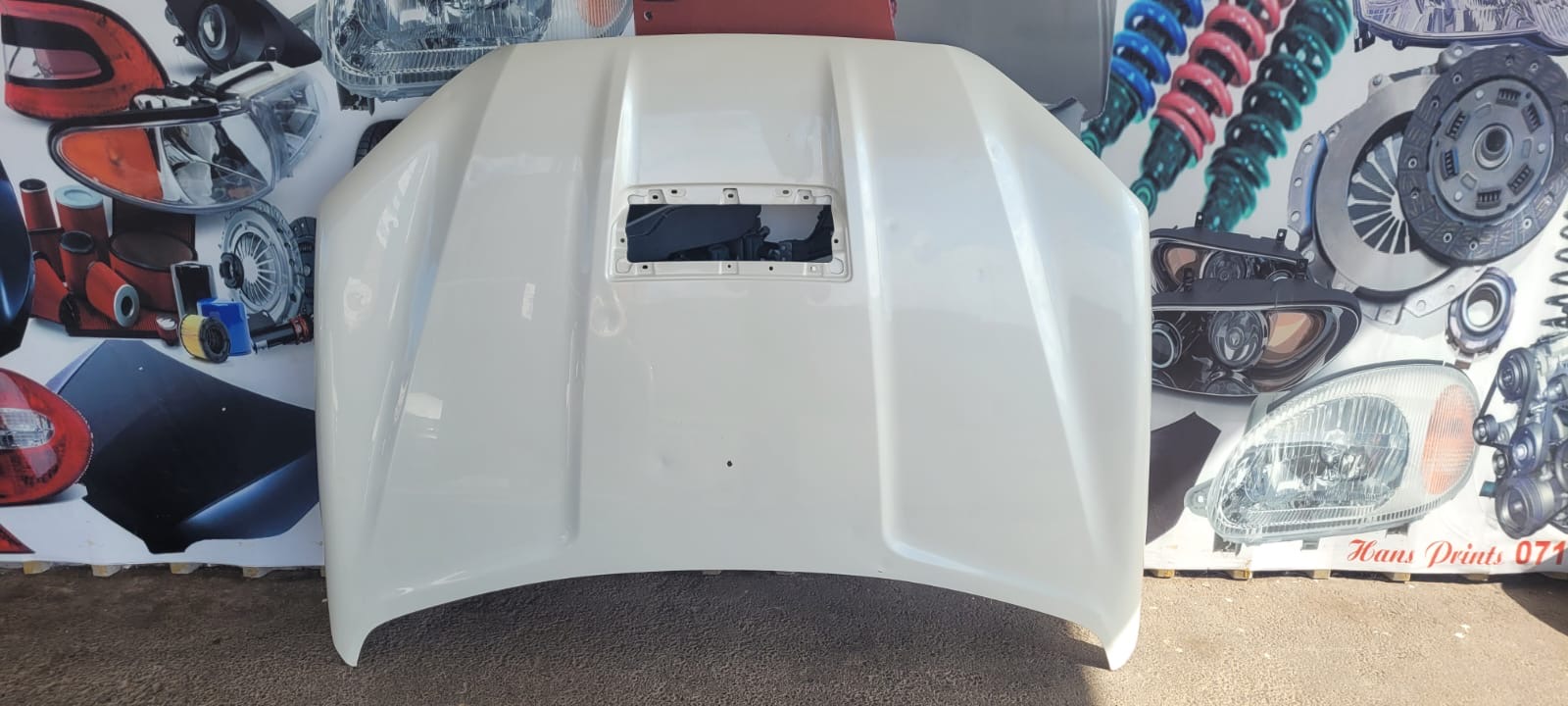 2024 MAHINDRA PIK UP BONNET HOOD FOR SALE. IN PRISTINE CONDITION - Private Seller 2024 MAHINDRA PIK UP BONNET HOOD FOR SALE. IN PRISTINE CONDITION - Private Seller
