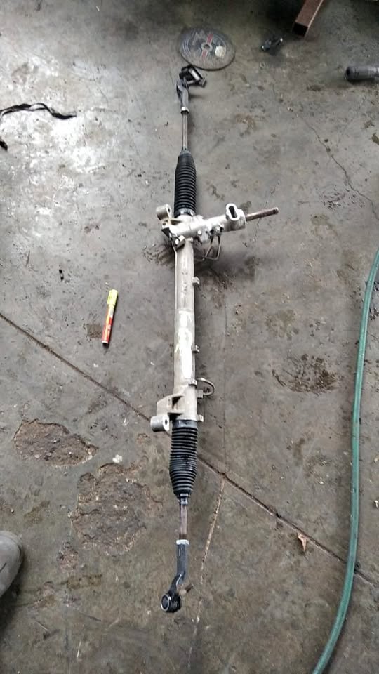 POWER STEERING RACK - FORD FOCUS - Private Seller
