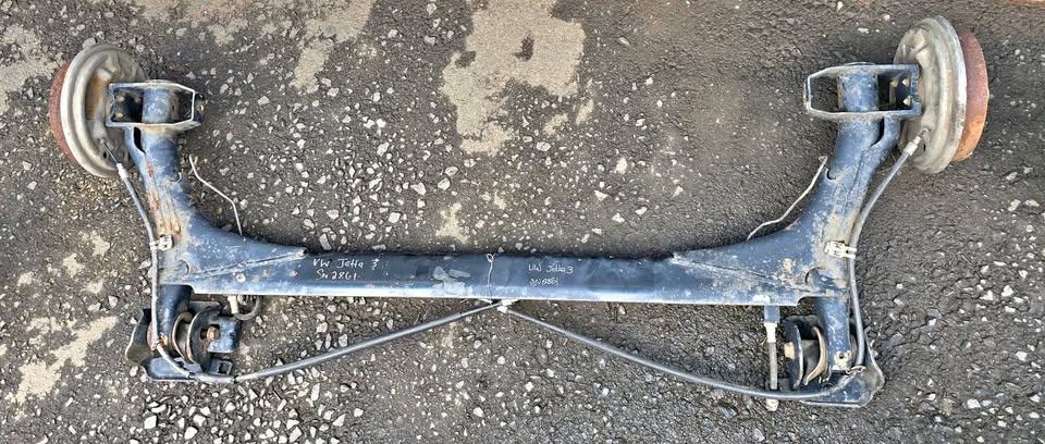 Volkswagen Jetta 3 Complete Rear Axel - Private Seller Volkswagen Jetta 3 Complete Rear Axel - Private Seller
