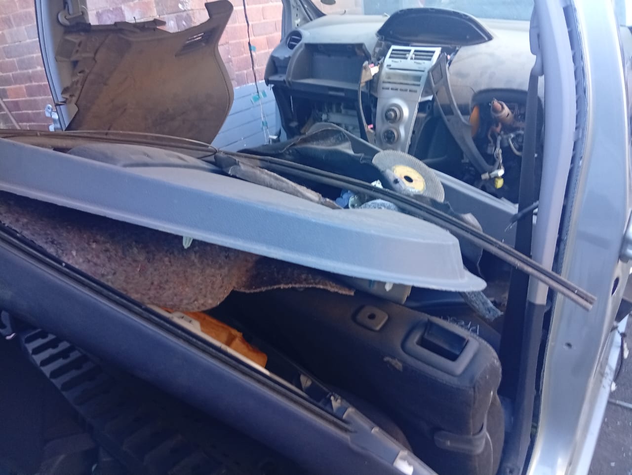 TOYOTA YARIS Hatch Back s