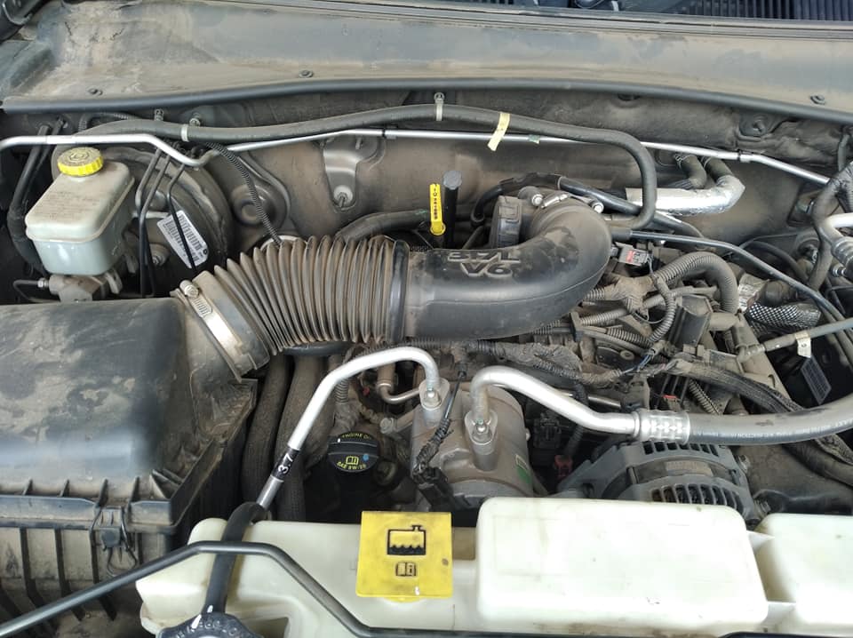 Jeep Cherokee accident, engine starts - Private Seller Jeep Cherokee accident, engine starts - Private Seller