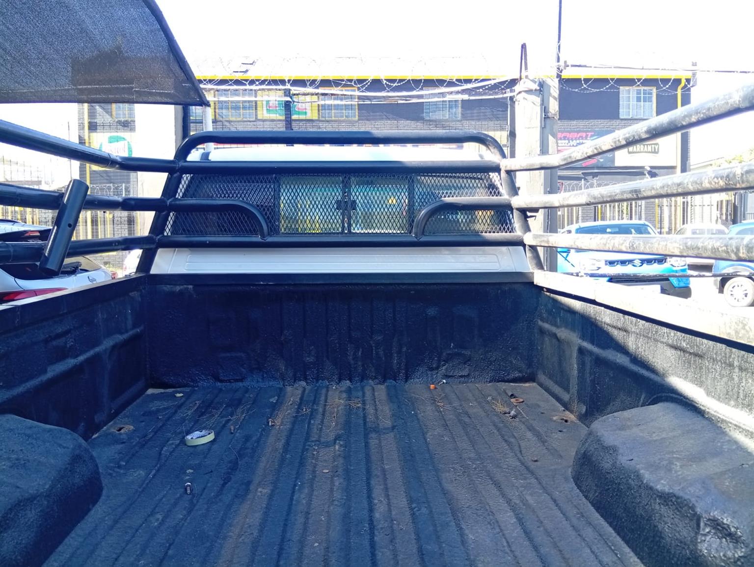 2011 Toyota Hilux 3.0 D4D High Raider SingleCab BOOT RAILINGSManual F