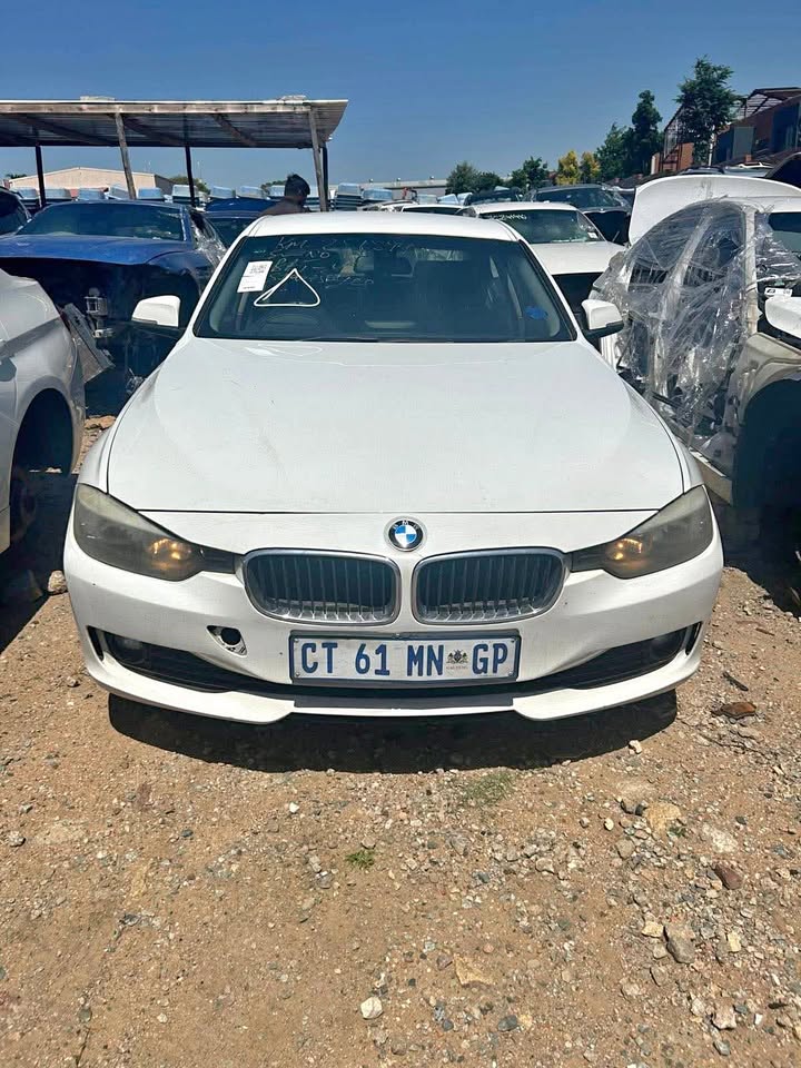 BMW F30 316i / 320i N13 AUTO 2014 STRIPPING FOR SPARES - Private Seller BMW F30 316i / 320i N13 AUTO 2014 STRIPPING FOR SPARES - Private Seller