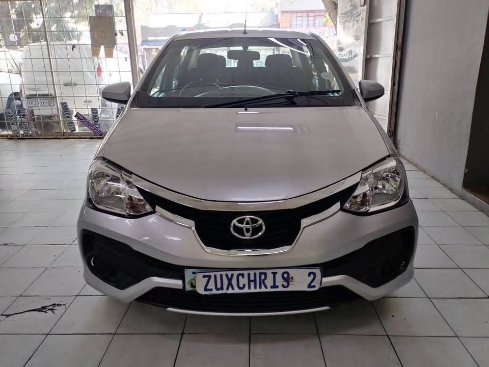 2017 TOYOTA ETIOS 1.5 SPRINT SEDAN MANUAL