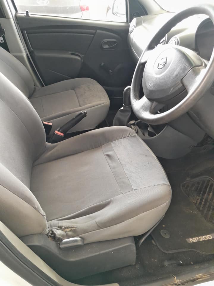 2021 NISSAN  NP200 1.6 WITH CANOPY MANUAL